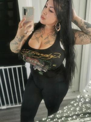 Holly-Pearl BBW Chav Milf Escoria