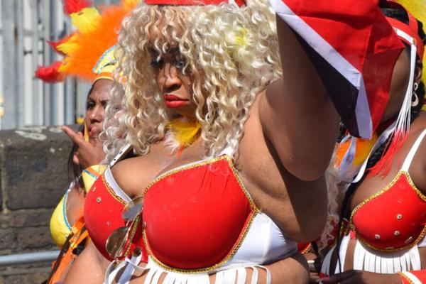 Bellezas BBW de ébano 125 (Chicas negras en Caribana)