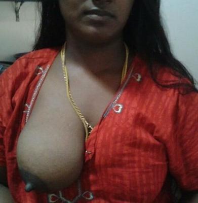 Sensual brown BBW