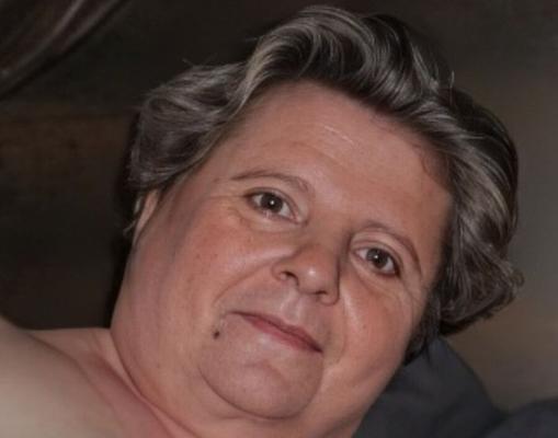 BBW GRANNY SLUT pour hommages et commentaires sales