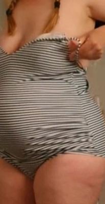 Chubby preggo wife