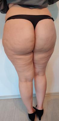 BBW sexy Arsch Cellulite Bräunen Draußen Drinnen