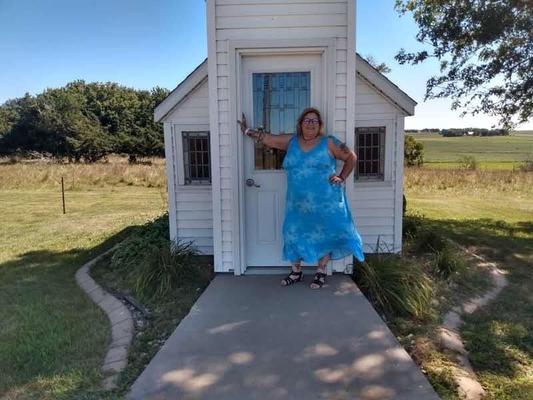 BBW brat PoppyJay Flashing OUTSIDE the Chapel