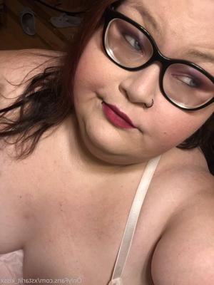 SSBBW STARLIT KISS BARREL BELLY HOTTIE