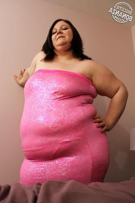 BBW KELLY PRETTY FAT IN PINK