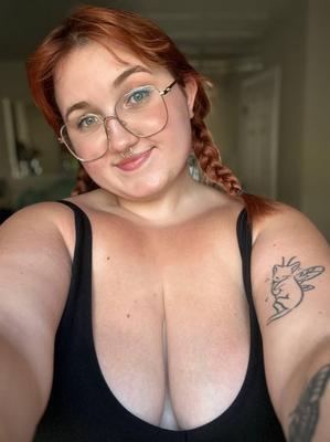 Fae Big Ass Big Tits BBW Girl con gafas fotos calientes mixtas